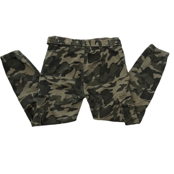 I & M Camo Joggers Cargo Pants Jeans Womens Medium Pockets High Rise Belted USA - Picture 3 of 9